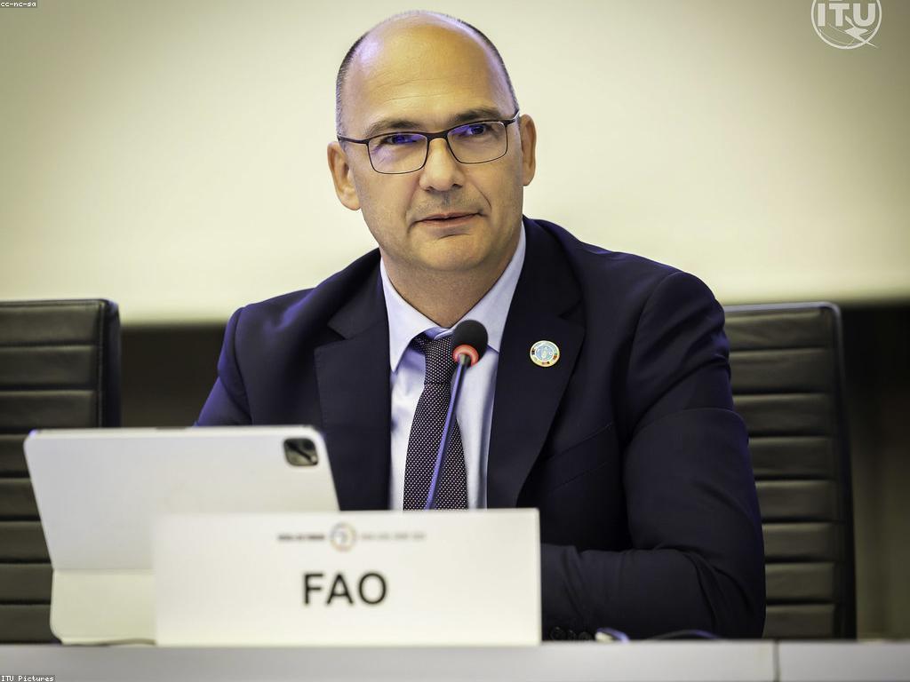 ផលប៉ះពាល់នៃព័ត៌មានពាក់ព័ន្ធក្នុងសង្គមសម័យទំនើប